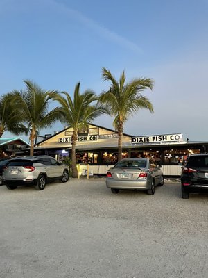 Dixie Fish Company by null