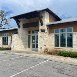 Bookkeeping Solutions - Front of 4602 De Zavala Road - From the right.