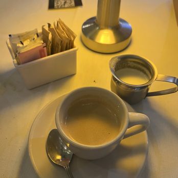 Mare e Monte - Ambiance - Italian Near Me - San Antonio, Texas