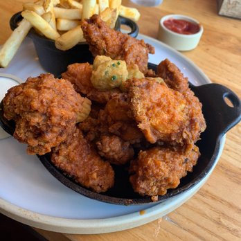 Yardbird Table & Bar - Chicken Wings - Southern Near Me - Miami Beach, Florida
