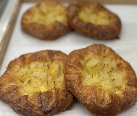 Paris Baguette by null