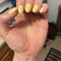 First nail chipped a day later (supposed to be UV fill, was acrylic I think?) by the third day, three chipped