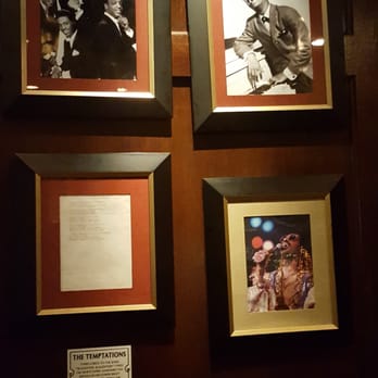Hard Rock Cafe - American Near Me - Madrid, M