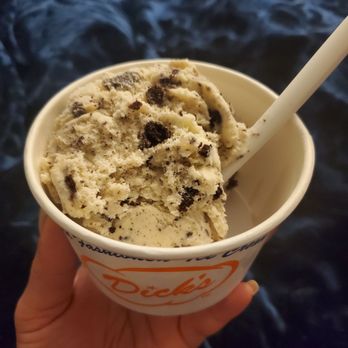Dick's Drive-In - Cookies and Cream Ice Cream - Burgers Near Me - Bellevue, Washington
