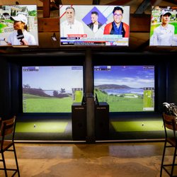 Draft Republic Carlsbad - Golf simulators