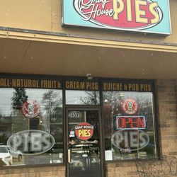 Gray House Pies - Outside!! Can't miss it!!! If you do... turn around!!!