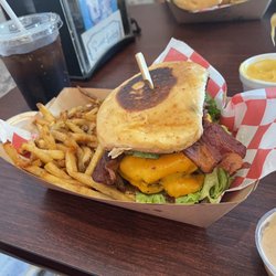 Sweet Loring - Bacon burger