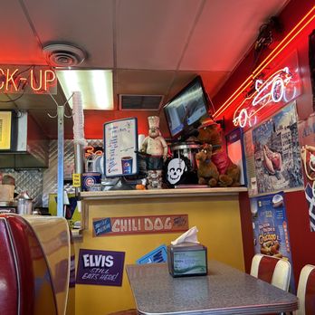 Scooby's Red Hots - the interior of a diner - Hot Dogs Near Me - Arlington Heights, Illinois Scooby's Red Hots - the interior of a diner - Hot Dogs Near Me - Arlington Heights, Illinois