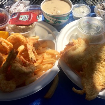 The Gloucester House - Fried shrimp platter & fried haddock. - Seafood Near Me - Gloucester, Massachusetts