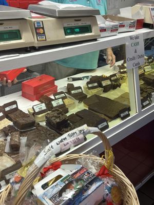 Aunt Leah's Fudge by null