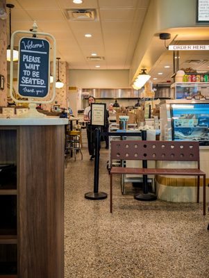 Mensch's Deli by null