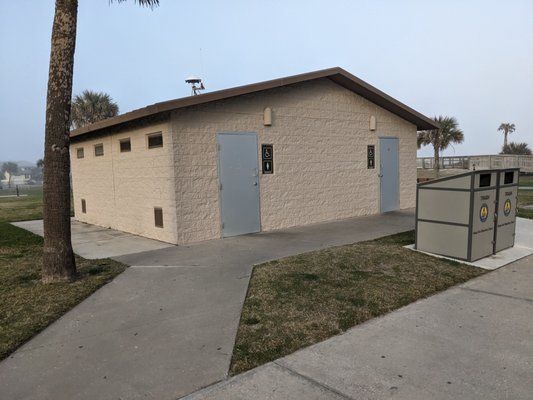 Main Beach Park by null