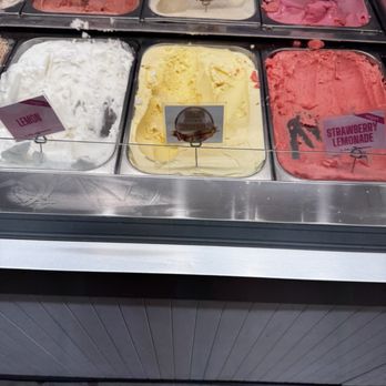 IL Gelato Waikiki - Desserts Near Me - Honolulu, Hawaii IL Gelato Waikiki - Desserts Near Me - Honolulu, Hawaii