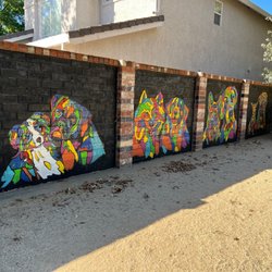 Laguna Community Dog Park - Cute mural wall