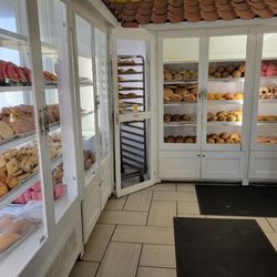 Cielito Lindo Cafe - Pastries