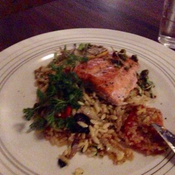 Halley's Club - Social Clubs Near Me - Edmonton, Alberta