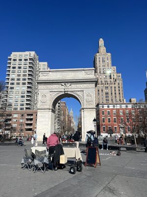 Washington Square Arch by null