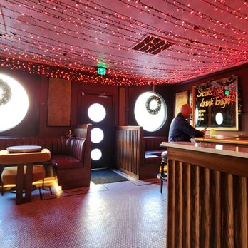 Soon Enough Bar - inside 2 - Dive Bars Near Me - New Orleans, Louisiana Soon Enough Bar - inside 2 - Dive Bars Near Me - New Orleans, Louisiana