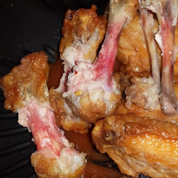 Pizza Hut - a plate of fried chicken wings - Pizza Near Me - Escondido, California Pizza Hut - a plate of fried chicken wings - Pizza Near Me - Escondido, California