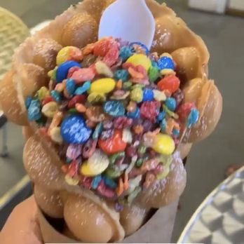 Double Three - What I ordered it was delicious! Chocolate ice cream with fruity pebbles & m&ms...simple but yummy - Ice Cream & Frozen Yogurt Near Me - Honolulu, Hawaii Double Three - What I ordered it was delicious! Chocolate ice cream with fruity pebbles & m&ms...simple but yummy - Ice Cream & Frozen Yogurt Near Me - Honolulu, Hawaii