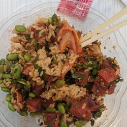 Ahi Poke - Poke bowl w ahi tuna