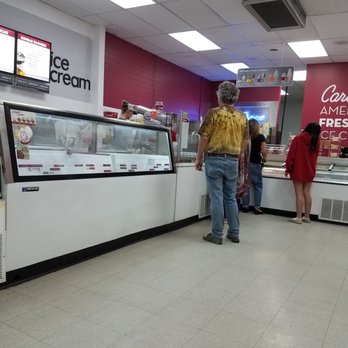 Carvel - customers waiting in line - Ice Cream & Frozen Yogurt Near Me - Mercerville, New Jersey