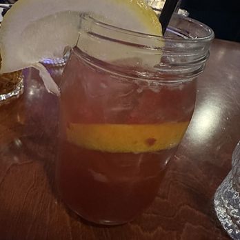 Apollo Grill - Berry Bourbon Lemonade - American Near Me - Bethlehem, Pennsylvania
