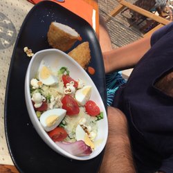 Le Pain de Sucre - La salade cesar sans sauce... qu'il faut réclamer et insister pour avoir un truc qui n'est pas de la sauce cesar