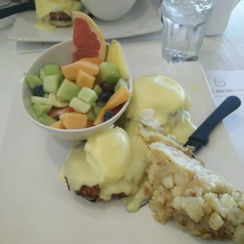 Allo Mon Coco - This is probably what they serve in Heaven tbh - Breakfast & Brunch Near Me - Pointe-Claire, Quebec