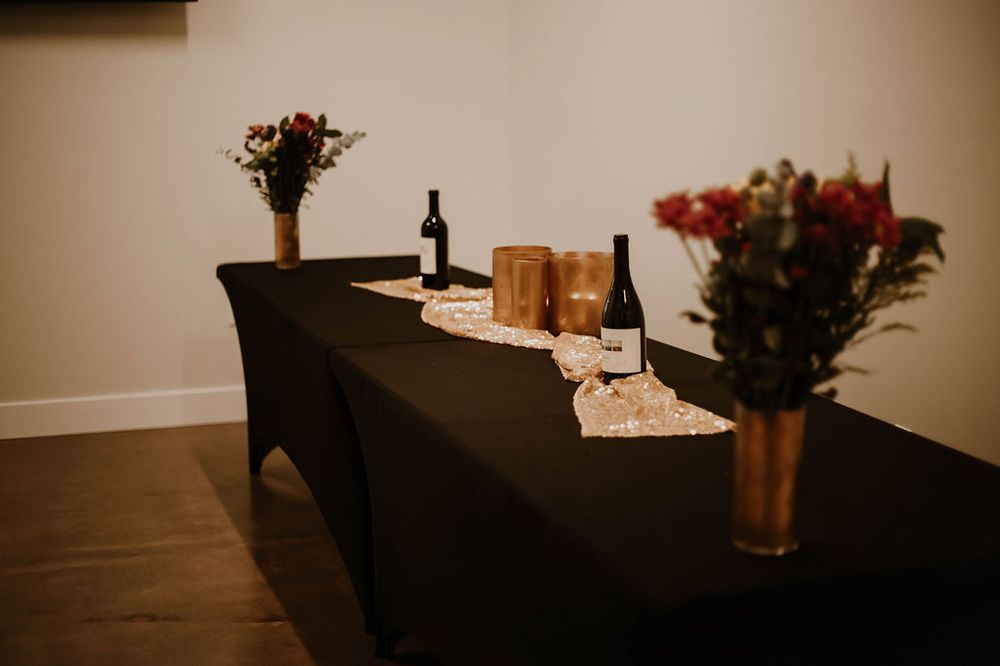 Renew Aesthetics and Regenerative Medicine Logo