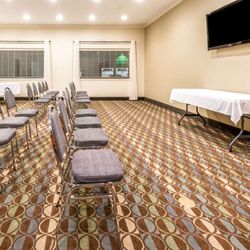 Ramada by Wyndham College Station - Meeting Room