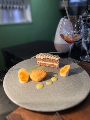 Chez Bacchus by null