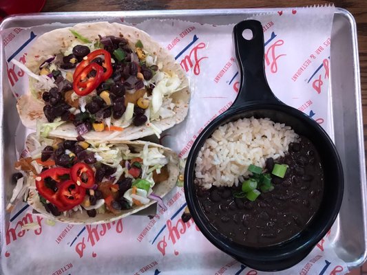 Lucy's Retired Surfers Bar & Restaurant by null