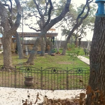 Enchanted Oaks Bed and Breakfast - Bed & Breakfast Near Me - San Antonio, Texas Enchanted Oaks Bed and Breakfast - Bed & Breakfast Near Me - San Antonio, Texas