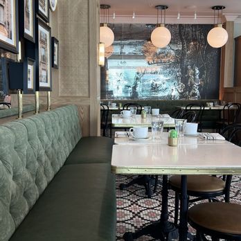 Bistro Du Jour - Dining area - French Near Me - Washington, DC, District of Columbia Bistro Du Jour - Dining area - French Near Me - Washington, DC, District of Columbia