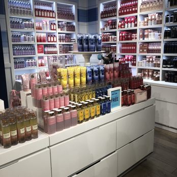 Bath & Body Works - Cosmetics & Beauty Supply Near Me - Saint Cloud, Minnesota