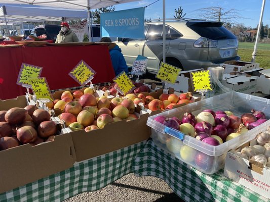 Hillsdale Farmers' Market by null