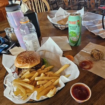 Airport In The Sky Restaurant - Buffalo burger and breakfast burrito - Breakfast & Brunch Near Me - Avalon, California