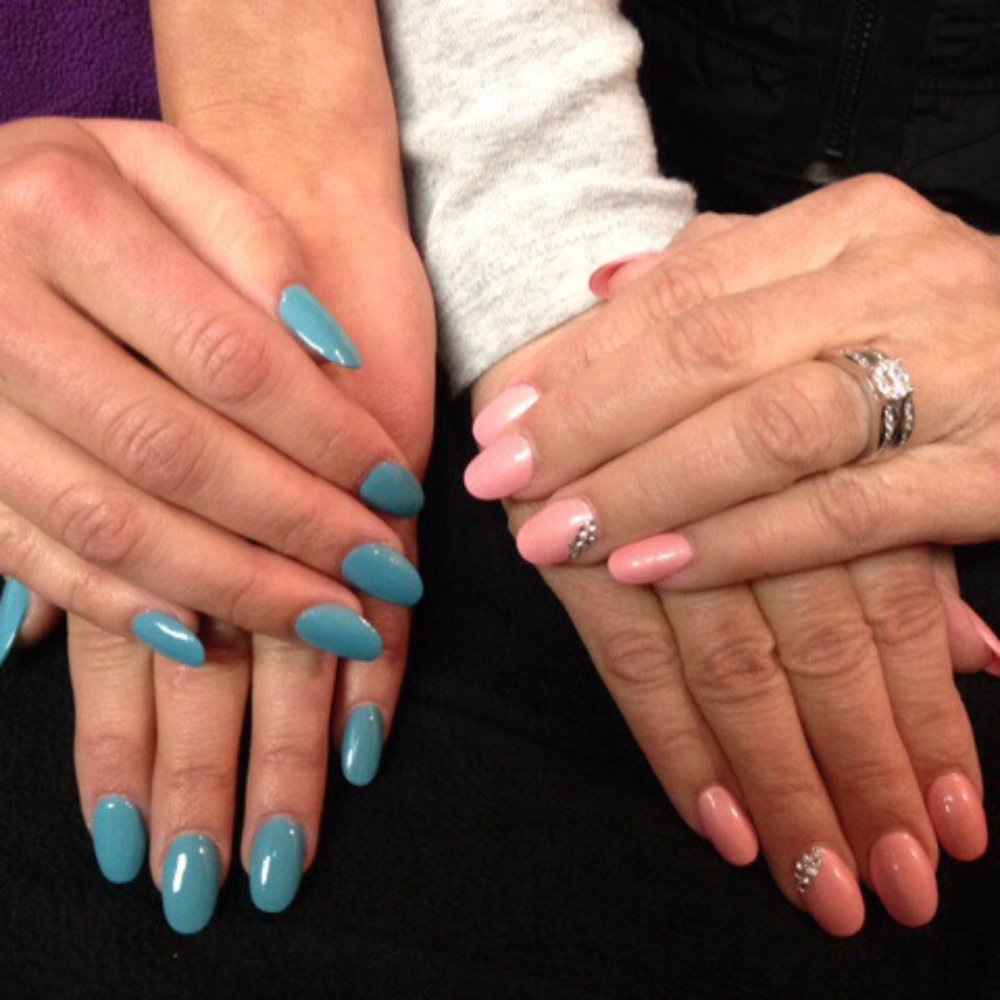 Almond shaped Acrylics, (pink with nail art) Almond shaped Acrylics, (pink with nail art)