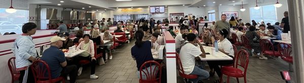 In-N-Out Burger by null