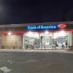 Bank of America Financial Center - Storefront