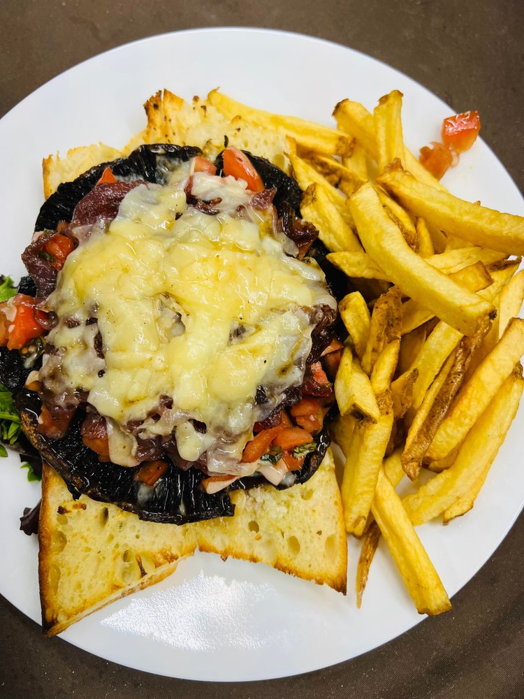 The Whistling Farmer Pub Logo