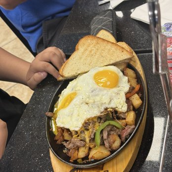 Bros Breakfast & Lunch - Country steak skillet - Breakfast & Brunch Near Me - Las Vegas, Nevada Bros Breakfast & Lunch - Country steak skillet - Breakfast & Brunch Near Me - Las Vegas, Nevada