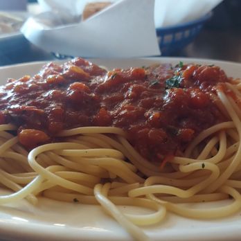 Volare - Spaghetti with marinara sauce - Italian Near Me - San Diego, California Volare - Spaghetti with marinara sauce - Italian Near Me - San Diego, California