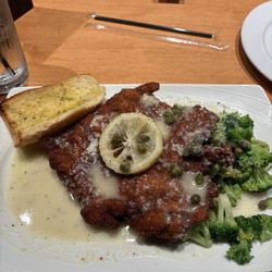 Anzio's Brick Oven Pizza - Chicken Piccata (swap steamed broccoli for pasta)