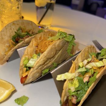 Status Hollywood - Jerk Chicken tacos - Seafood Near Me - Los Angeles, California Status Hollywood - Jerk Chicken tacos - Seafood Near Me - Los Angeles, California