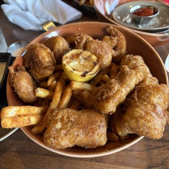 Brimstone Bar - Fish shrimp and chips - New American Near Me - Bakersfield, California Brimstone Bar - Fish shrimp and chips - New American Near Me - Bakersfield, California