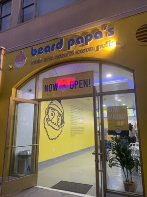 Beard Papa by null