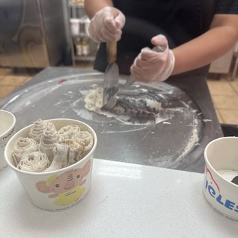 ICICLES - Rolled Icecream in action - Ice Cream & Frozen Yogurt Near Me - Albuquerque, New Mexico