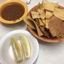 Las Palmas Mexican Restaurant - Chips and salsa